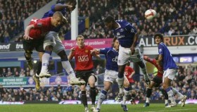 林肯城挑战切尔西：长抛球战术能否再造冷门？