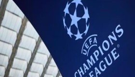 利物浦绝杀曼城，英超焦点战逆转积分榜风云变幻